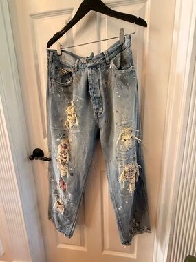 Magnolia Pearl Distressed Light Blue Denim Jeans